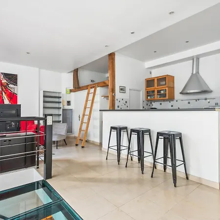 Loft De 80 M² Avec Jardin Privatif * Paris
