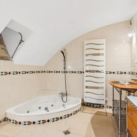 Apartment Loft De 80 M² Avec Jardin Privatif